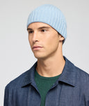 Bonnet en cachemire bleu clair